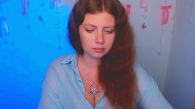 Lizy_Love live cam on Cam4