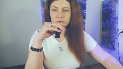 Lizy_Love live cam on Cam4