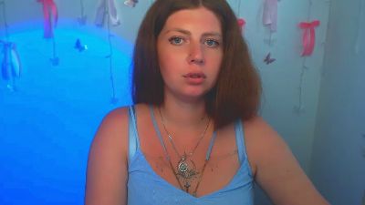 Lizy_Love live cam on Cam4
