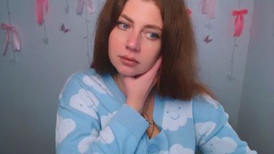 Lizy_Love live cam on Cam4