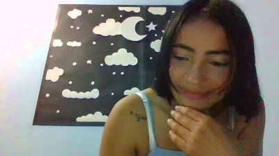 Lizz_99 live cam on Cam4