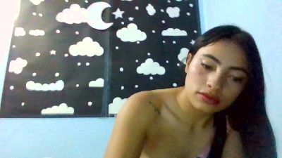 Lizz_99 live cam on Cam4