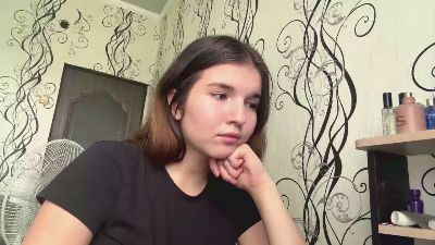 LizzetteHuish live cam on Cam4