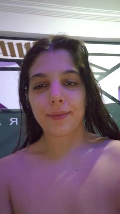 LizzieBlack live cam on Cam4