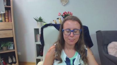 Lizzy_Femme live cam on Cam4