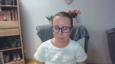 Lizzy_Femme live cam on Cam4
