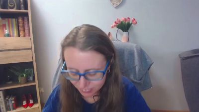 Lizzy_Femme live cam on Cam4