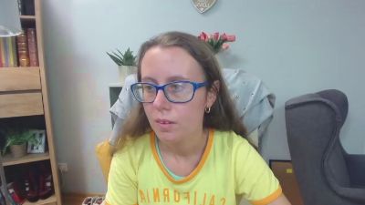 Lizzy_Femme live cam on Cam4