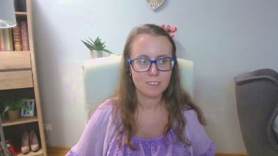 Lizzy_Femme live cam on Cam4