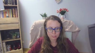 Lizzy_Femme live cam on Cam4