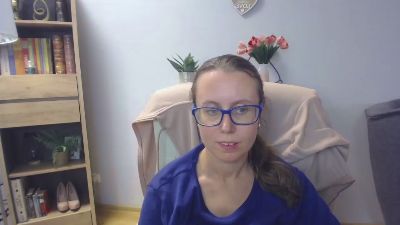Lizzy_Femme live cam on Cam4