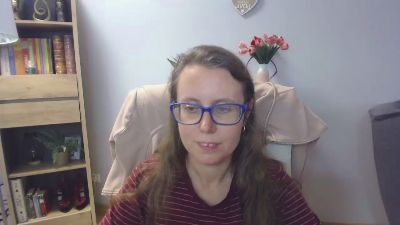 Lizzy_Femme live cam on Cam4