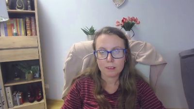 Lizzy_Femme live cam on Cam4