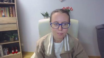 Lizzy_Femme live cam on Cam4