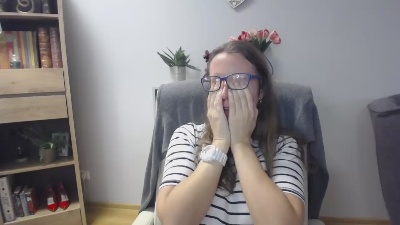 Lizzy_Femme live cam on Cam4