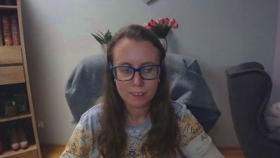 Lizzy_Femme live cam on Cam4