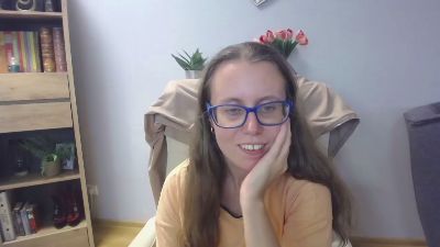 Lizzy_Femme live cam on Cam4