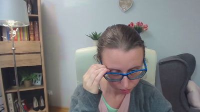 Lizzy_Femme live cam on Cam4