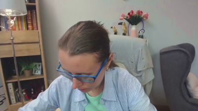 Lizzy_Femme live cam on Cam4