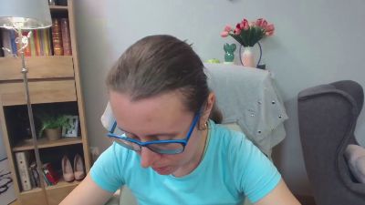 Lizzy_Femme live cam on Cam4