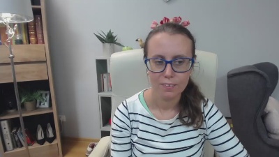 Lizzy_Femme live cam on Cam4