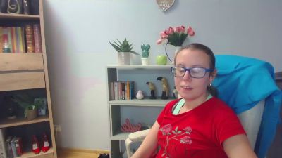 Lizzy_Femme live cam on Cam4