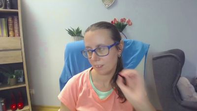 Lizzy_Femme live cam on Cam4