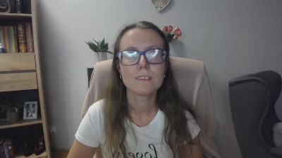 Lizzy_Femme live cam on Cam4