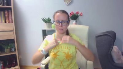 Lizzy_Femme live cam on Cam4