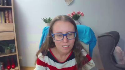 Lizzy_Femme live cam on Cam4