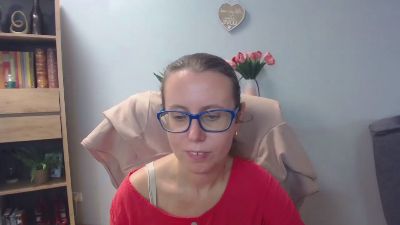 Lizzy_Femme live cam on Cam4