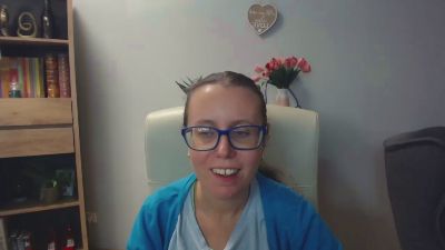 Lizzy_Femme live cam on Cam4