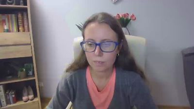 Lizzy_Femme live cam on Cam4