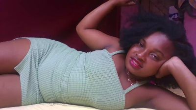Llenneh99 live cam on Cam4