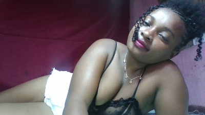 Llenneh99 live cam on Cam4