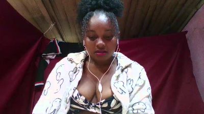 Llenneh99 live cam on Cam4