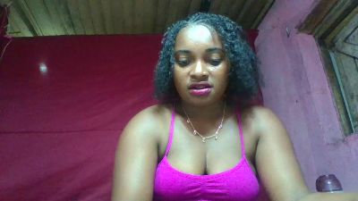 Llenneh99 live cam on Cam4