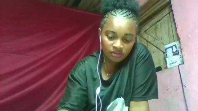 Llenneh99 live cam on Cam4