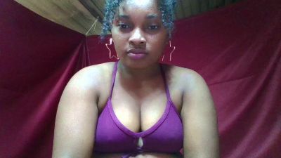 Llenneh99 live cam on Cam4