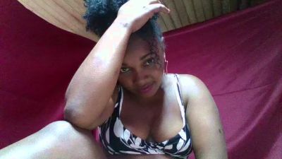Llenneh99 live cam on Cam4