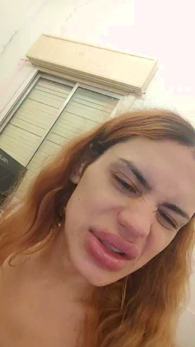 Llorapija live cam on Cam4