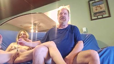 Lluucckkyy6381 live cam on Cam4