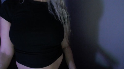 LoVe_On live cam on Cam4