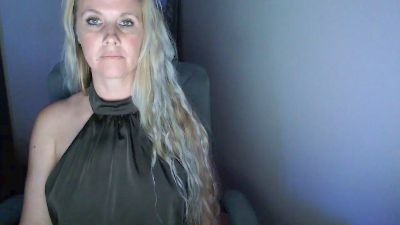 LoVe_On live cam on Cam4
