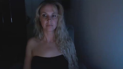 LoVe_On live cam on Cam4