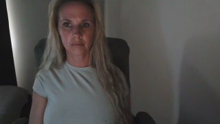 LoVe_On live cam on Cam4