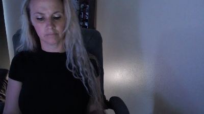 LoVe_On live cam on Cam4