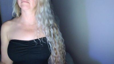 LoVe_On live cam on Cam4