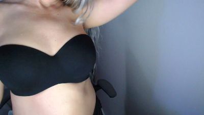 LoVe_On live cam on Cam4
