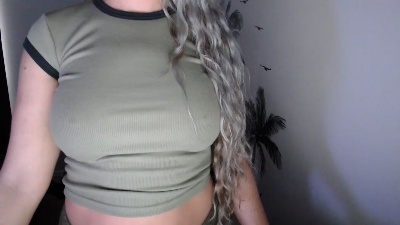 LoVe_On live cam on Cam4